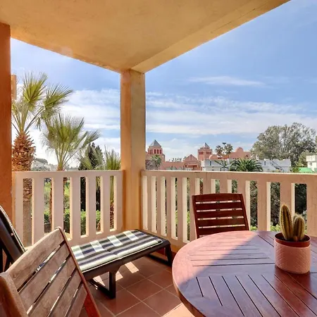 Luxury 2 Bed Freeview Tv Wi Appartement *