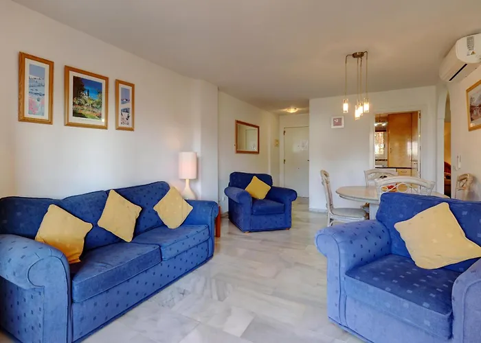 Luxury 2 Bed Freeview Tv Wi