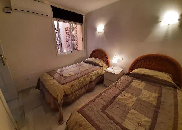 Luxury 2 Bed Freeview Tv Wi